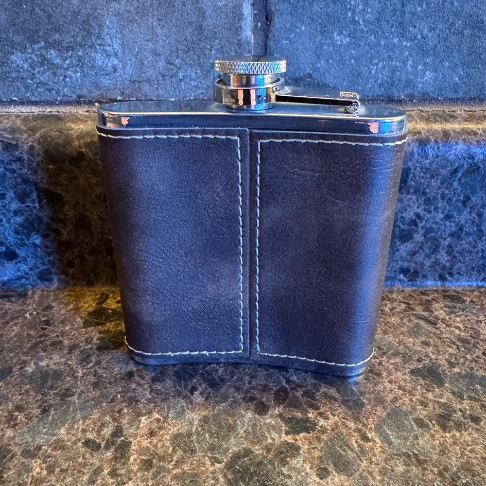 Evan William 6 Oz. Leather Flask - Brown - Picture 3 of 5